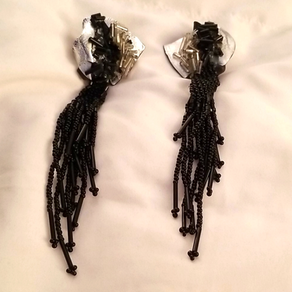 Vintage Earring Black and Silver